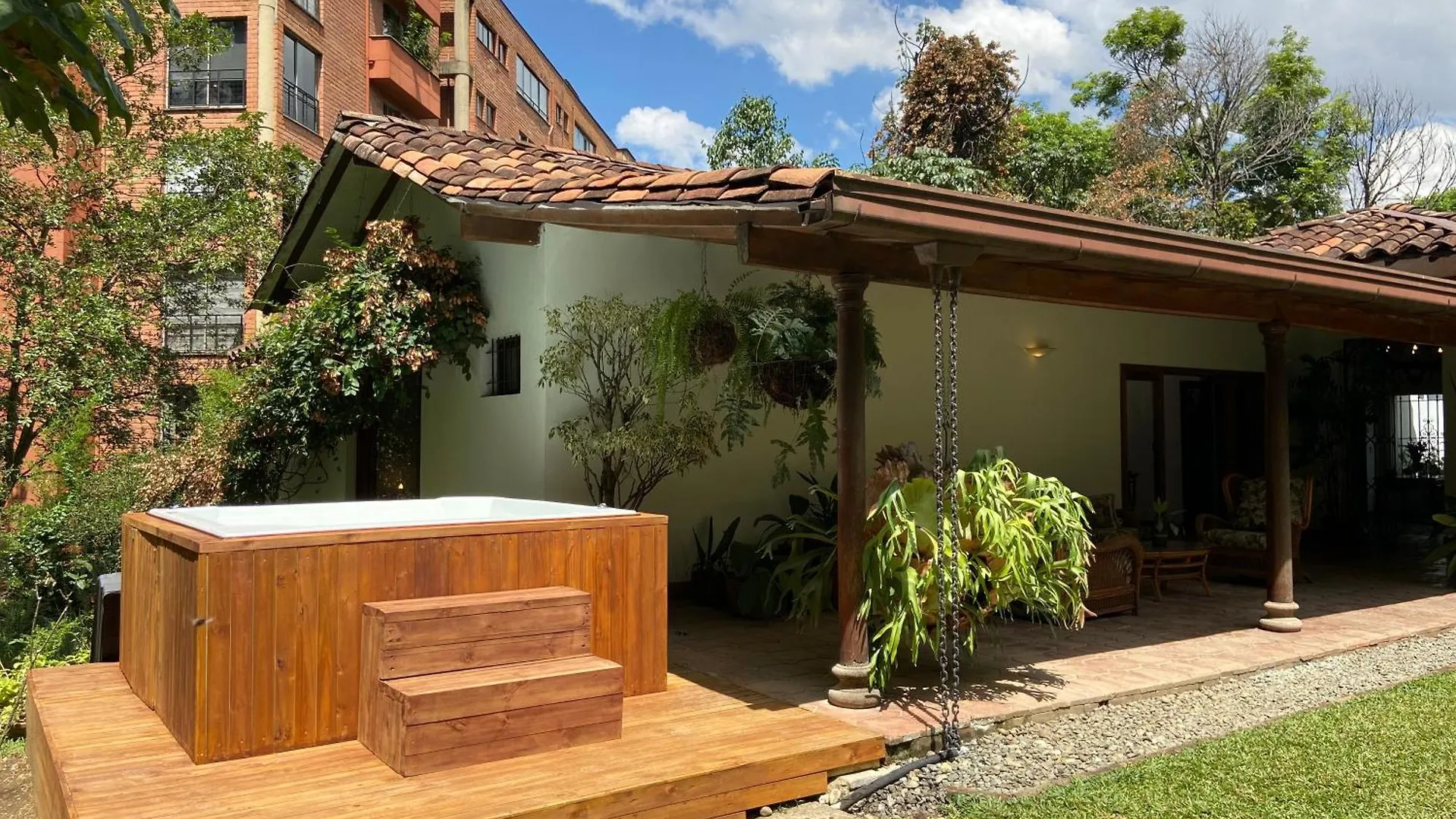 Aparthotel Casa Chipre By Wynwood House Medellín